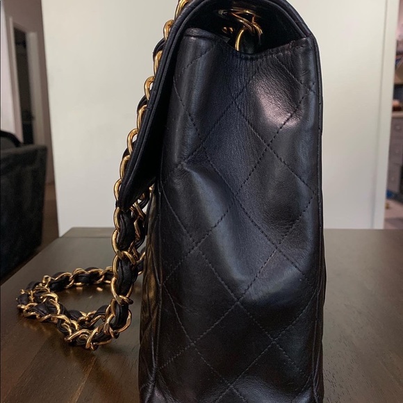 ❌SOLD❌Authentic Chanel XL CC jumbo flap - Picture 6 of 16